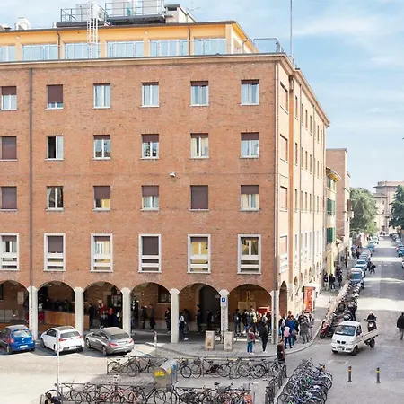 Studioflat University, In Centro A