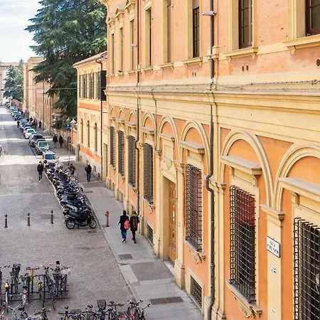 Daire Studioflat University, In Centro A Bolonya